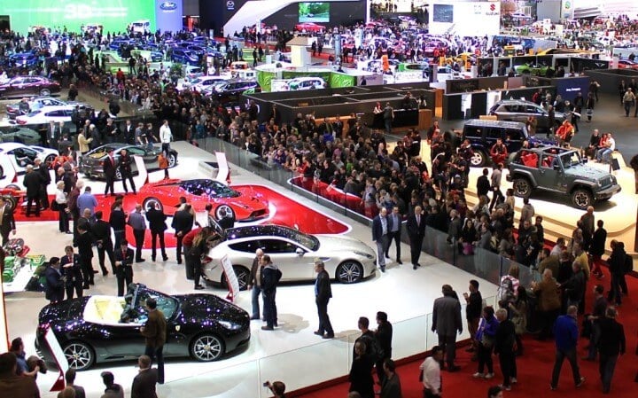 Crowds at the Ferrari at the 2013 Geneva Auto Salon