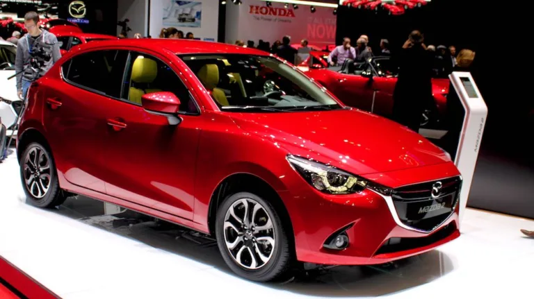 Mazda 2 Geneva 2015