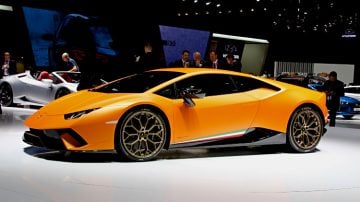 Orange Lamborghini Huracan Geneva 2017