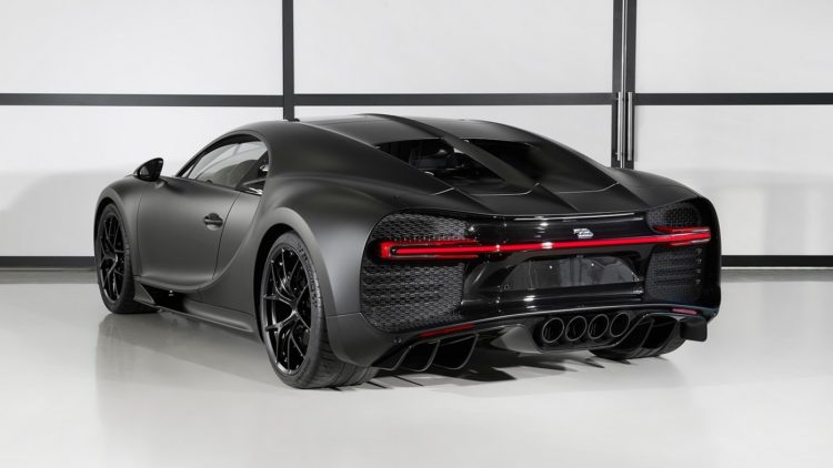 Bugatti Chiron Sport “Edition Noire Sportive” rear quarter