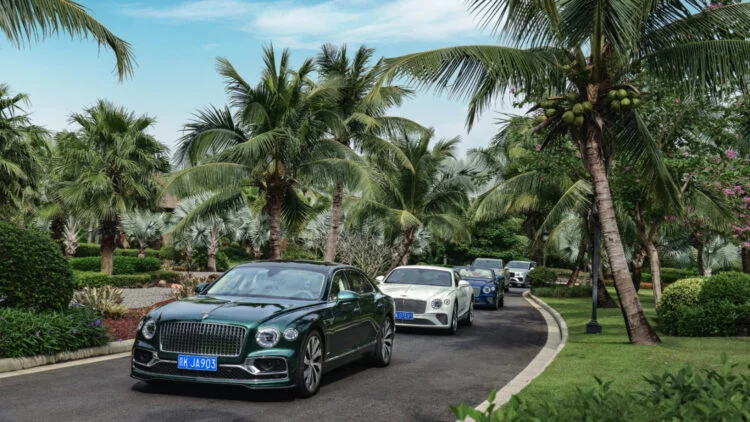 Bentley’s biggest growth in 2020 was in China, where sales increased by 48 percent to 2,880 cars (1,940 cars sold in 2019).