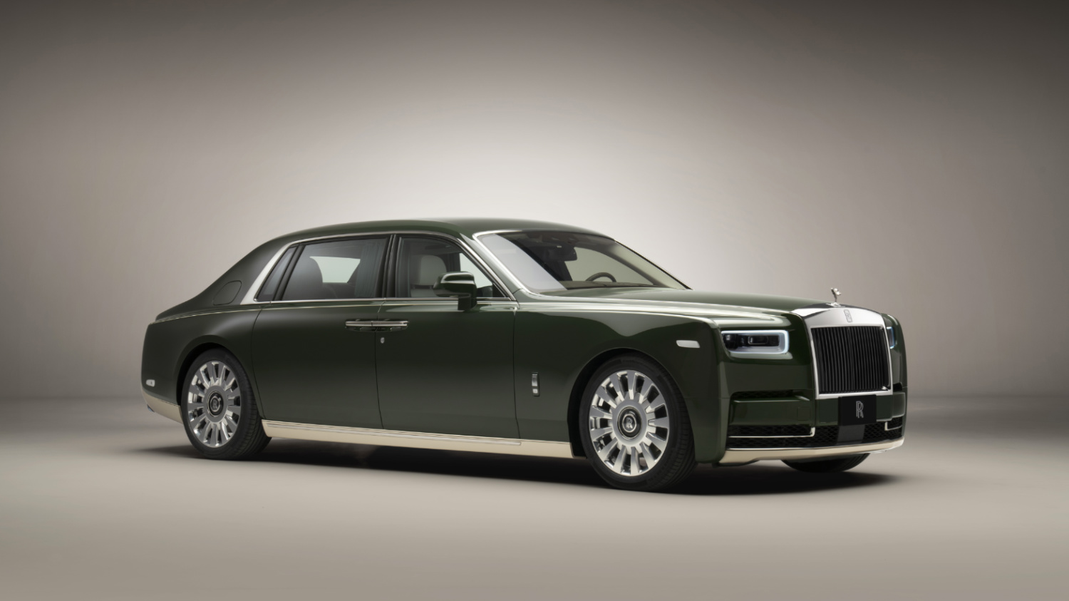 RollsRoyce to keep Goodwood factory at core of business  Autocar