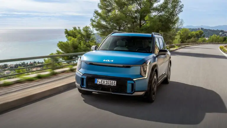 In full-year 2023, Kia increased worldwide car sales by 6% with over 3 million global deliveries and forecasted further growth in 2024. The Sportage was the best-selling Kia model worldwide.