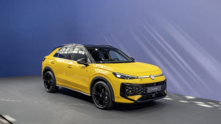 July (2025): New passenger vehicle registrations in Europe (EU, EFTA, UK) increased by 6% with electric car sales up by third.