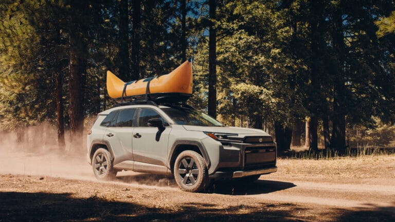 In the first half of 2026 (Q1 + Q2) 2026, the Ford F-Series was the top-selling light vehicle model in the USA, while the Honda CR-V was the best-selling SUV, and the Toyota Camry remained America’s favorite passenger car model.